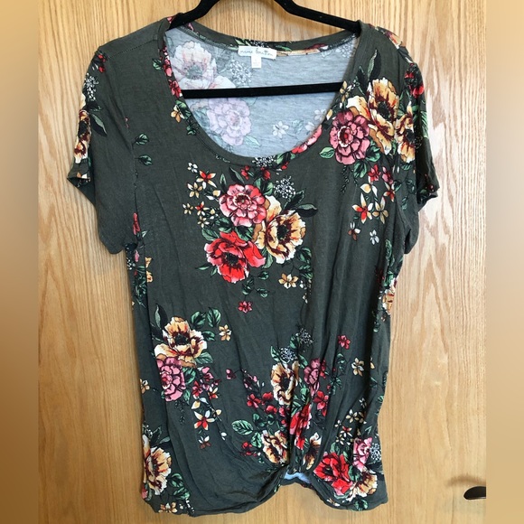 EUC Stitch Fix Nine Britton Scoop Neck Twist Front Top - Picture 2 of 5